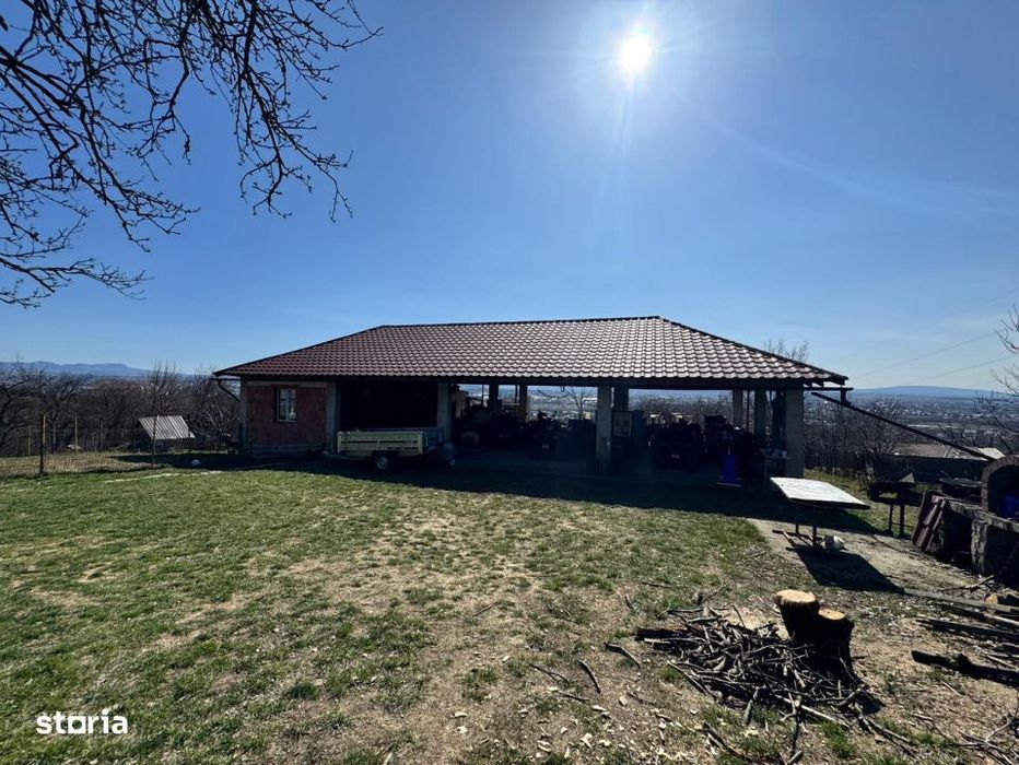 Casa de vanzare, 134 mp, teren 1300 mp, zona Vest