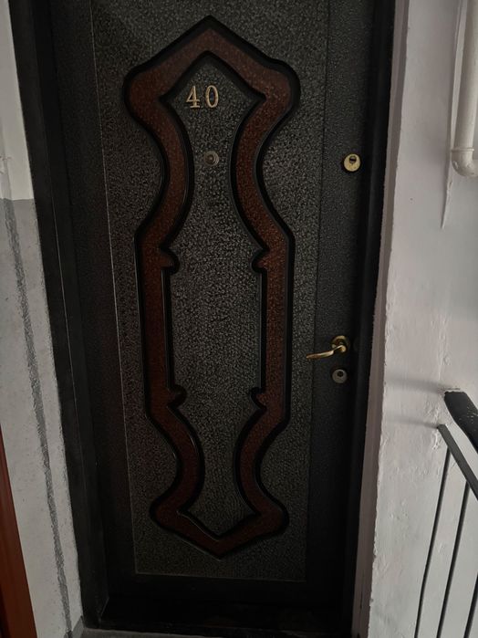 Vand apartament cu 2 camere zona Kaufland