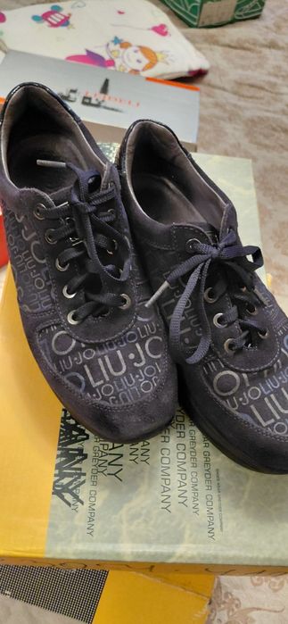 Кроссовки Jiu jo