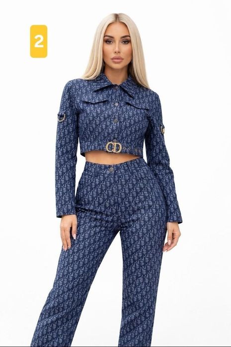 Compleu damă 
Calitate superioară 
Poza 2
XL 
Poza 4
XL 
270 lei