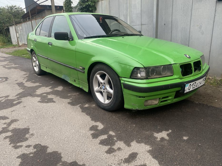 BMW 318 автомат 1992 г