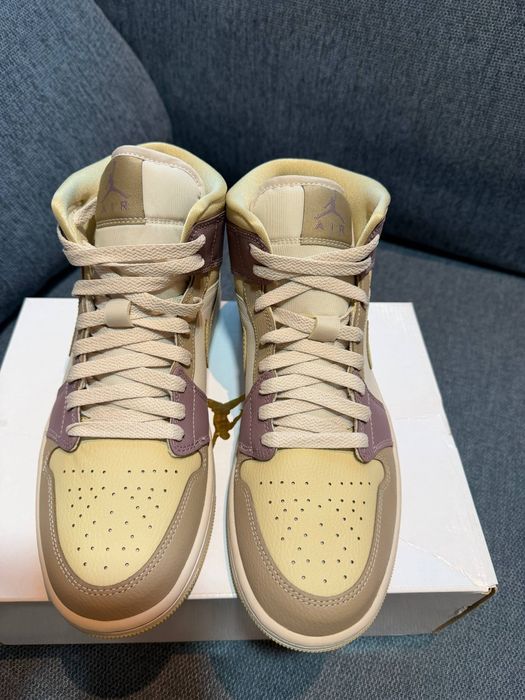 Air Jordan 1 mid