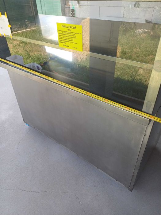 Vand vitrina neutra