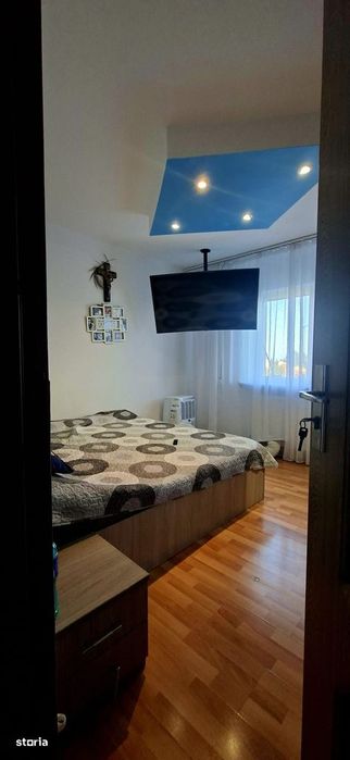 2 camere Eremia , Decomandat / Centrală , Amplasament DEOSEBIT