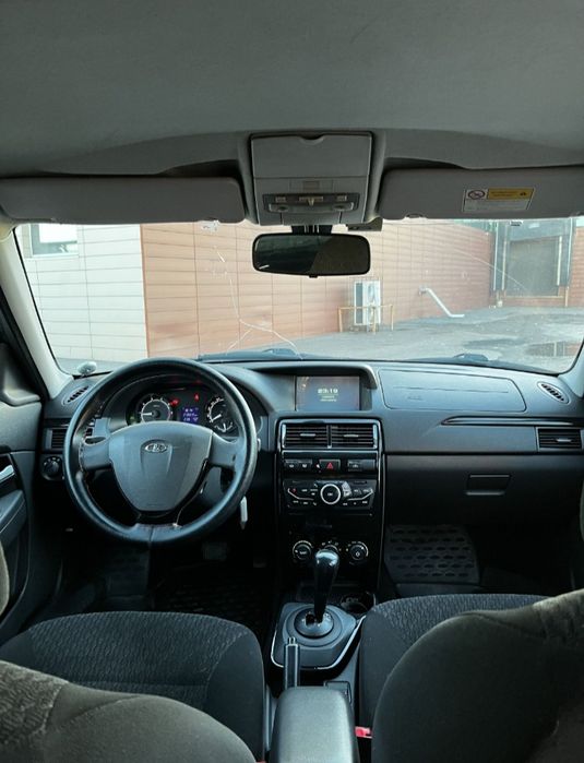 Продам Приору 2 люкс