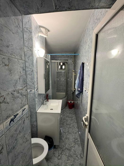 Inchiriez garsoniera zona Ostroveni