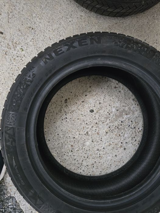 Cauciucuri iarna 215 55 17 continental si  nexen