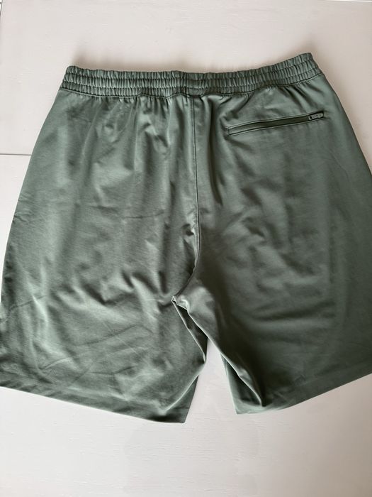 Шорты мужские uniglo