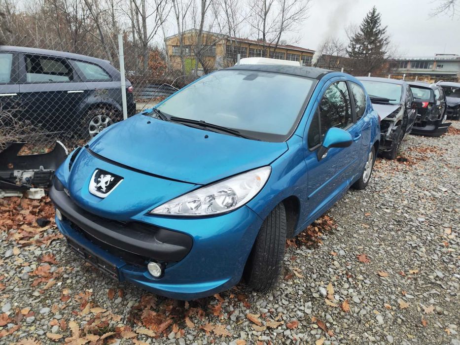 Peugeot 207 на части пежо 207 на част 120кс 1.6 бензин