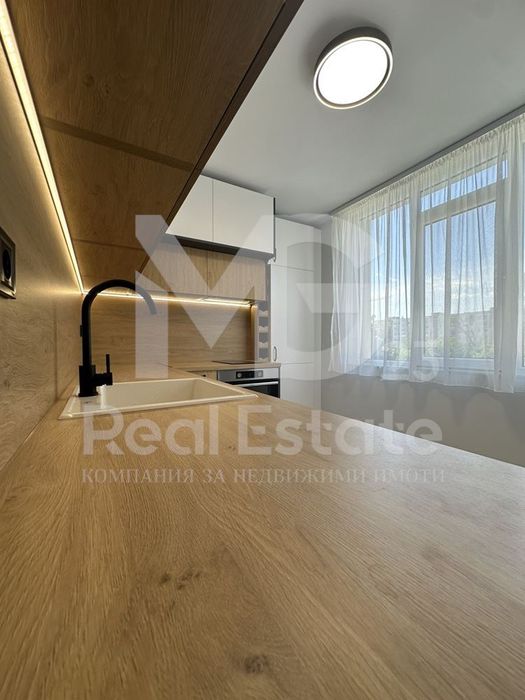 Дава се под наем Двустаен апартамент в Пловдив, Кючук Париж - 70 кв.м за 459 € - Снимка #2