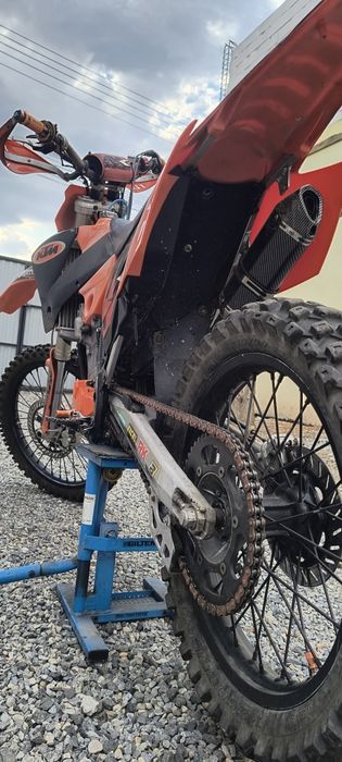 Vând KTM EXC 450 (2006) – 4 Viteze / Stare Foarte Bună