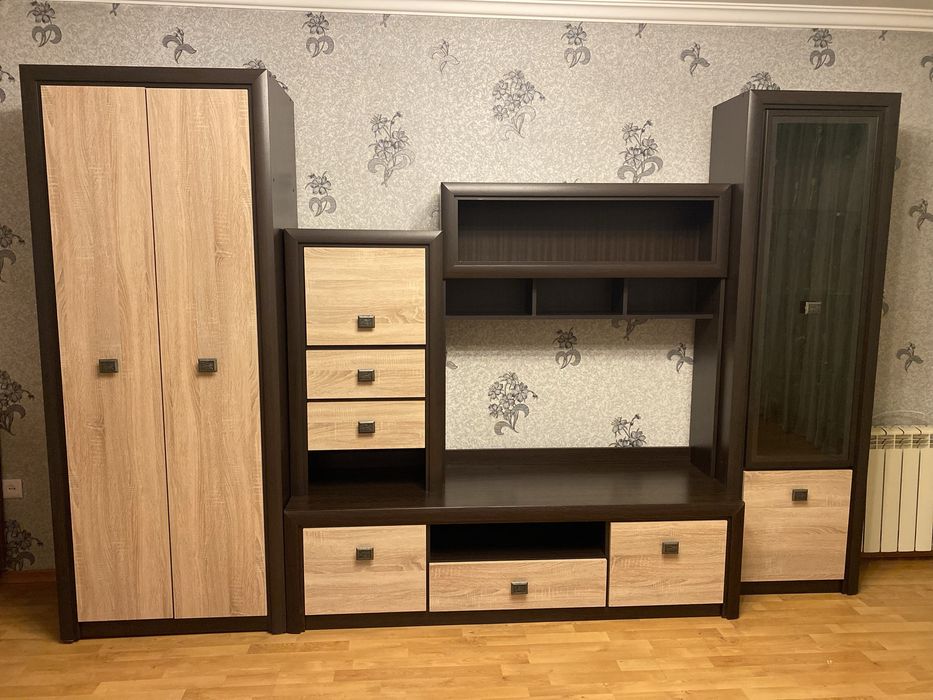 Стенка польская в гостинную