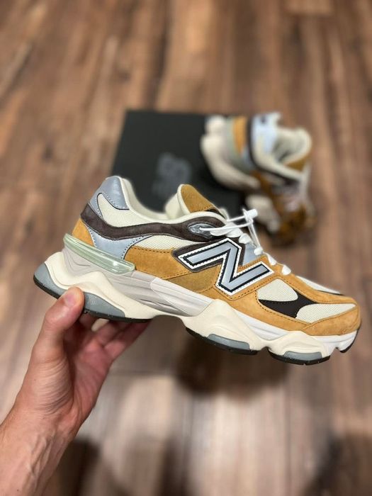 New Balance 9060
