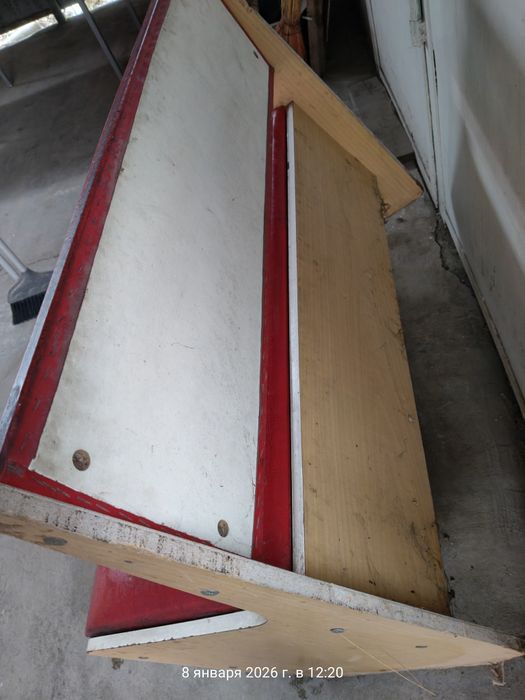 Диванчики деревянные