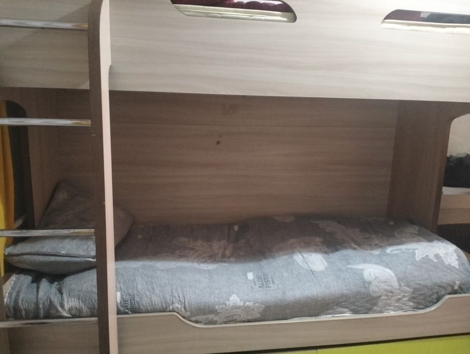 Двухярусная кровать 25000 тг