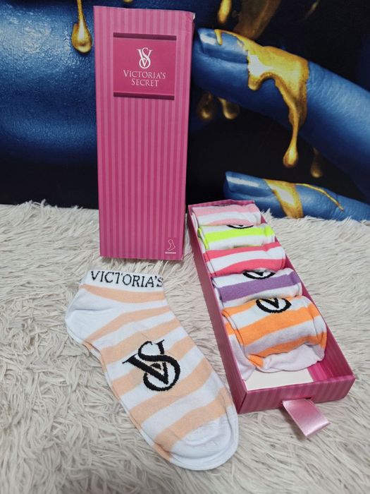 Set sosete la cutie calitate extra