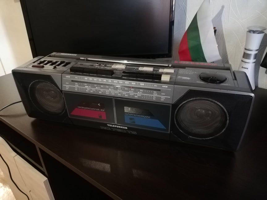 Радиокасетофон Telefunken -Невероятен звук и бас!