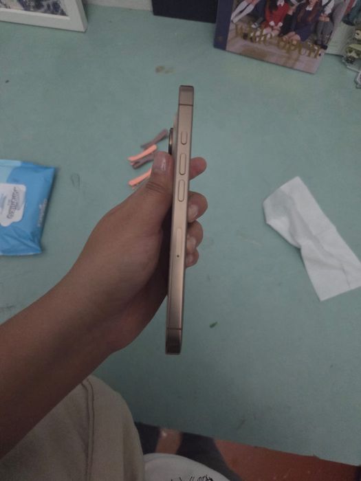 Продам iPhone 16 pro