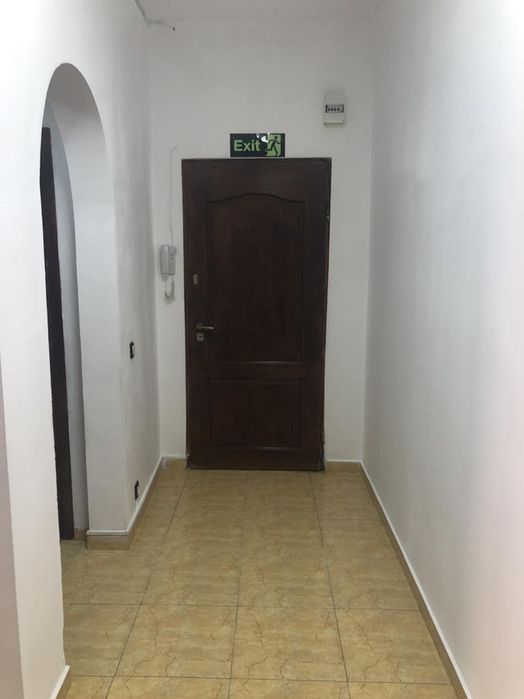 Дава се под наем Тристаен апартамент в София, Оборище - 80 кв.м за 700 € - Снимка #8