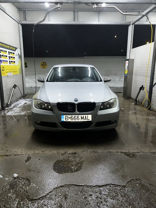 BMW E90 2008 2.0d