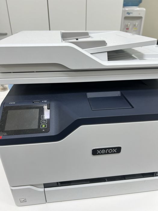 Цветной лазерный принтер Xerox C235 Б/У