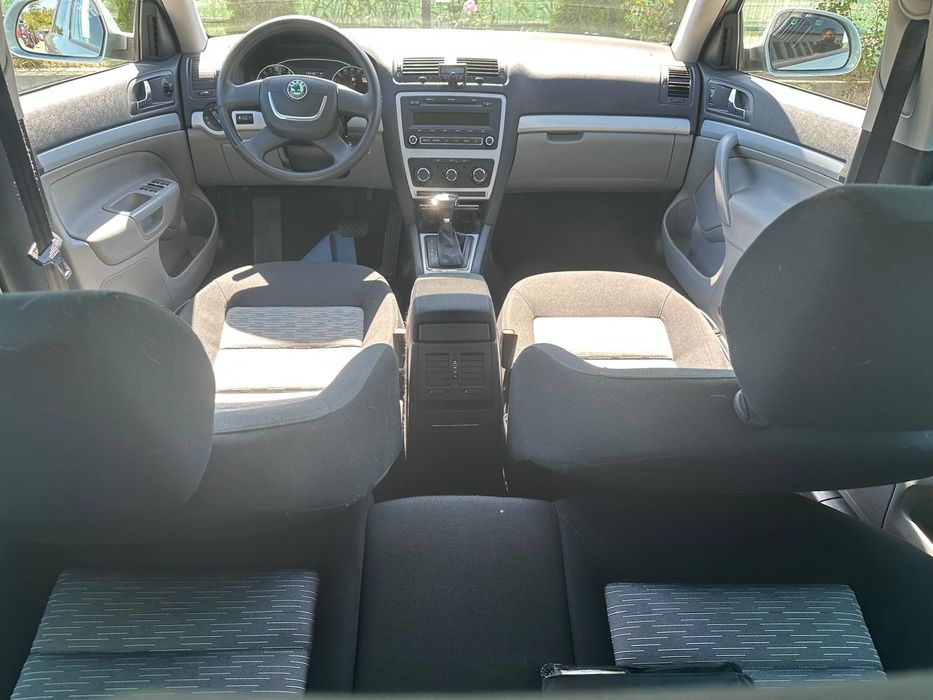 Skoda Octavia an 2011 pe Acte/ 1.6tdi-105cp/AUTOMAT/Adus Recent!