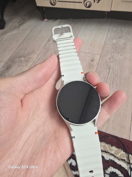 Samsung Galaxy Watch7 (40мм)
