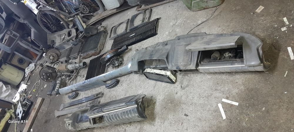 Запчясти на москвич