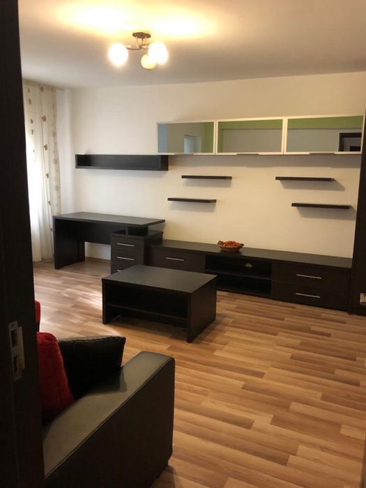 Se ofera spre inchiriere un apartament cu 2 camere, 2 balcoane, la Lujerului, cel mai mare ca si configuratie in Bucuresti, Sector 6, Uverturii 4