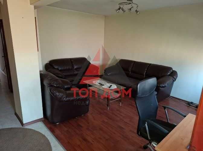 Дава се под наем Тристаен апартамент в Варна, Лятно кино Тракия - 89 кв.м за 600 € - Снимка #1