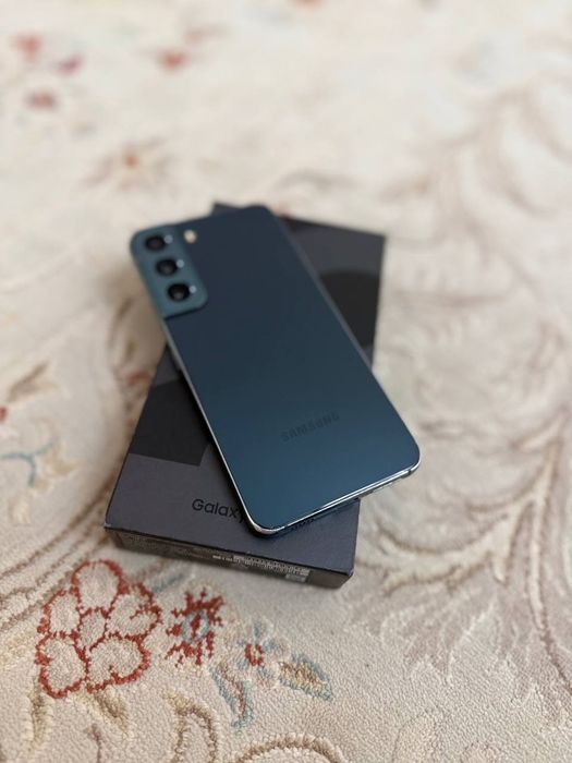 Samsung galaxy S 22 128/8