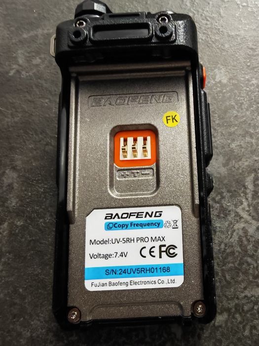 Vând Baofeng UV-5RH