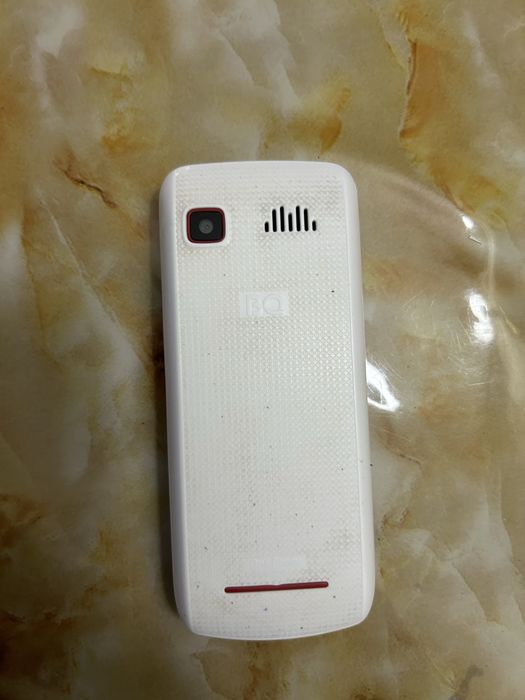 Телефон кнопочный