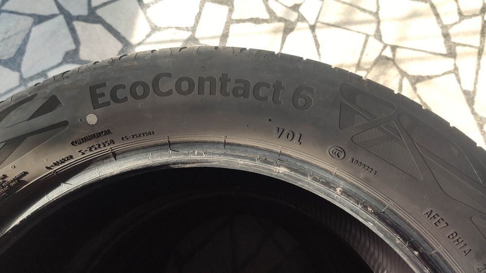 Летни гуми Continental 235/55/19 XL