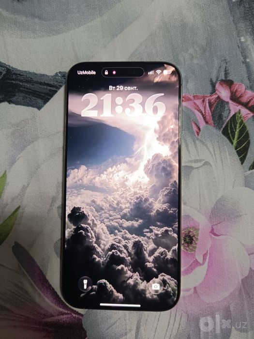 Продаю Iphone 16 pro max на 256гб