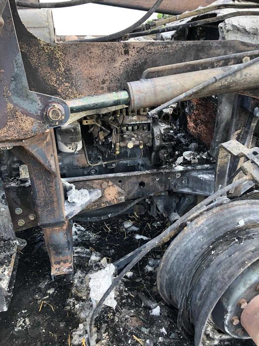 Dezmembrerz combina John Deere 1072 si Tractor John deere 7710