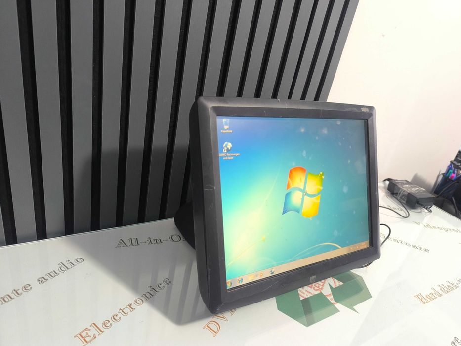Sistem PC All-in-One Touchscreen Elo TouchSystems ESY1529L -Funcțional