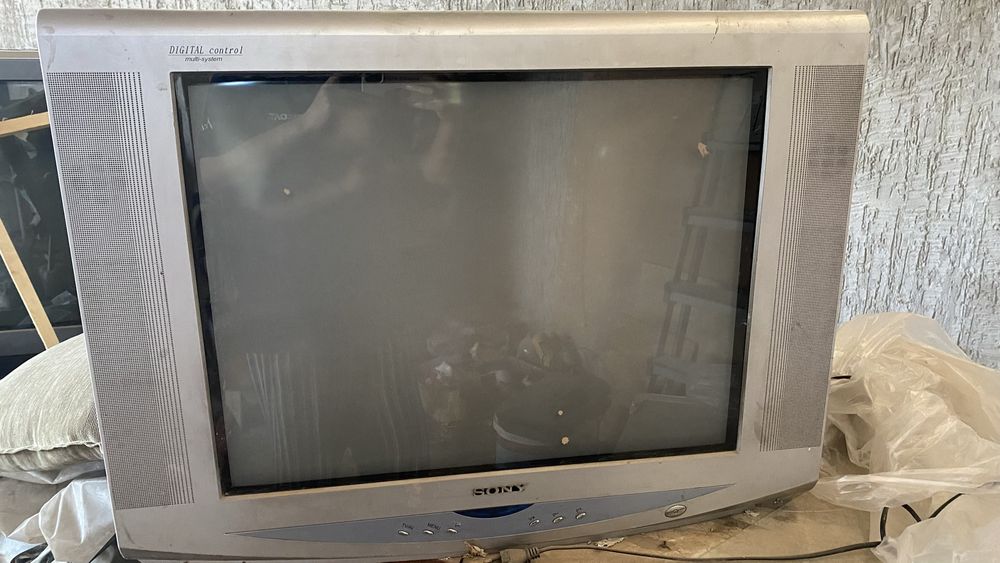 Продам телевизор Panasonic и Sony Trinitron