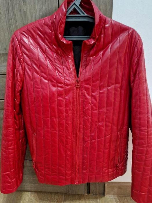 Продам кожаную куртку