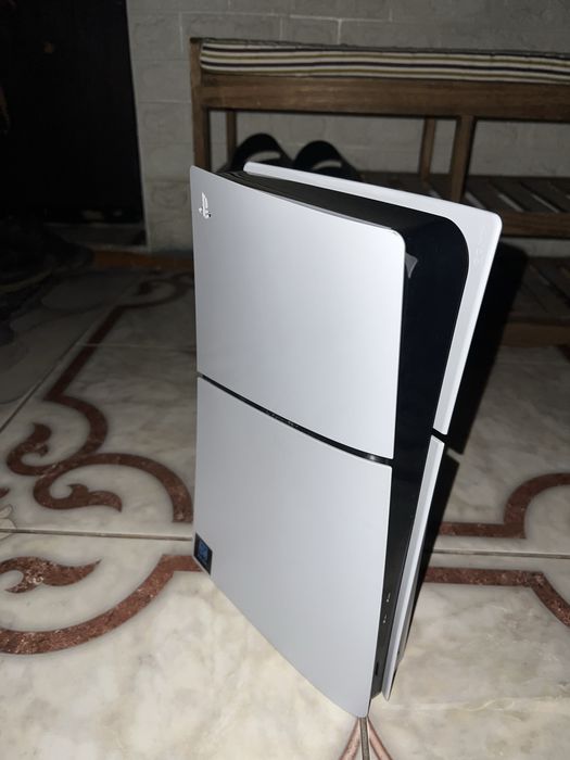 PlayStation 5 с дисководом