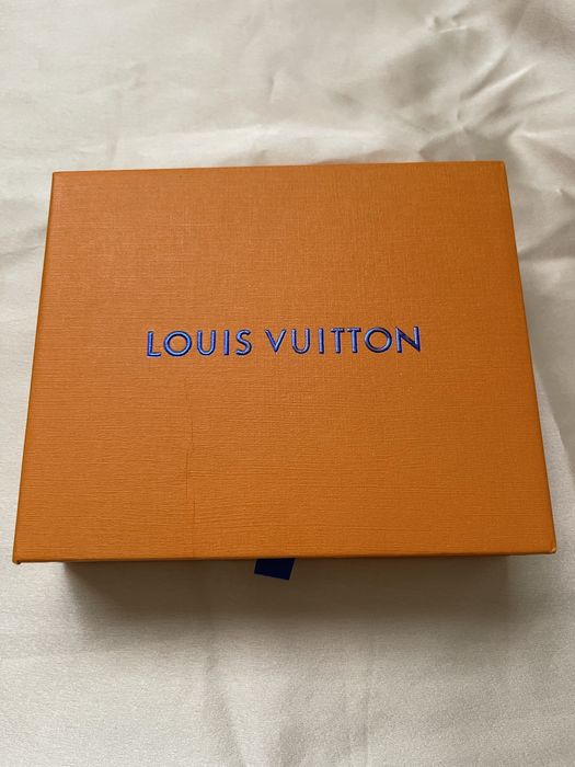 Кошелек Louis Vuitton с коробочкой