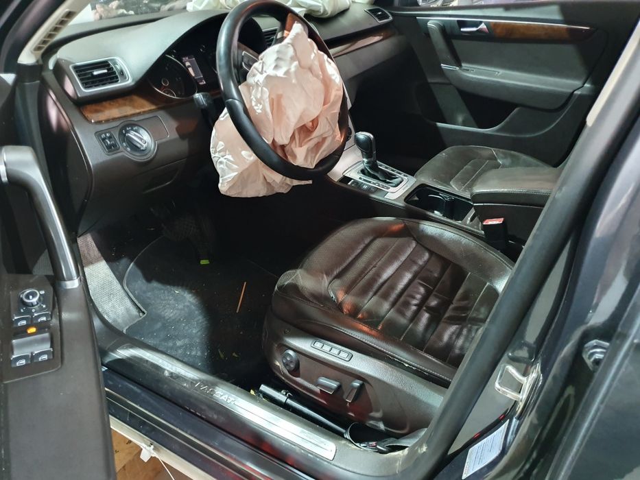 Dezmembrez vând piese Passat B7 4Motion 2.0 tdi CFG automatic,  LK7X