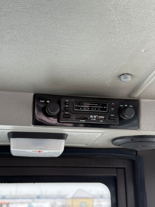 Погрузчик 1.8 кубовый