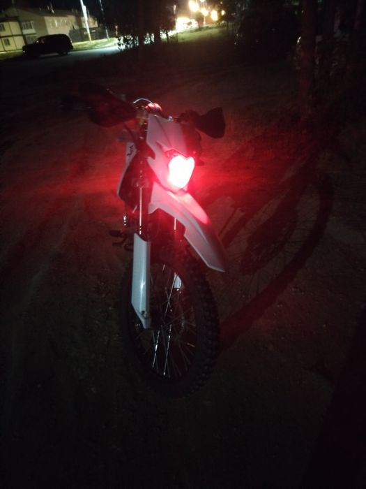 Эндуро 250 кубов