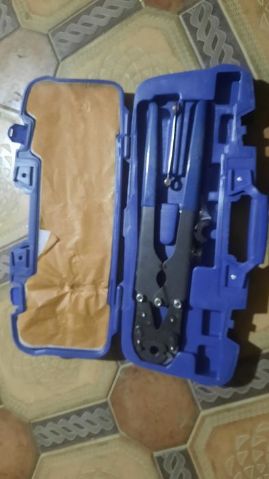 Продаётся ручной пресс аппарат