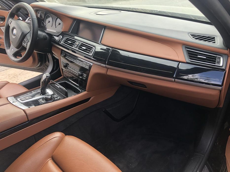 Individual Салон/седалки Bmw 7 F01/02 Long дълга база