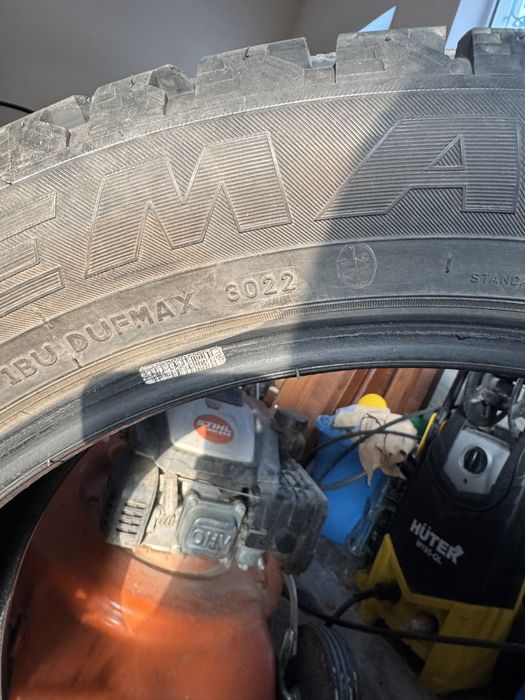 Продам новые Шины 225 55 r19