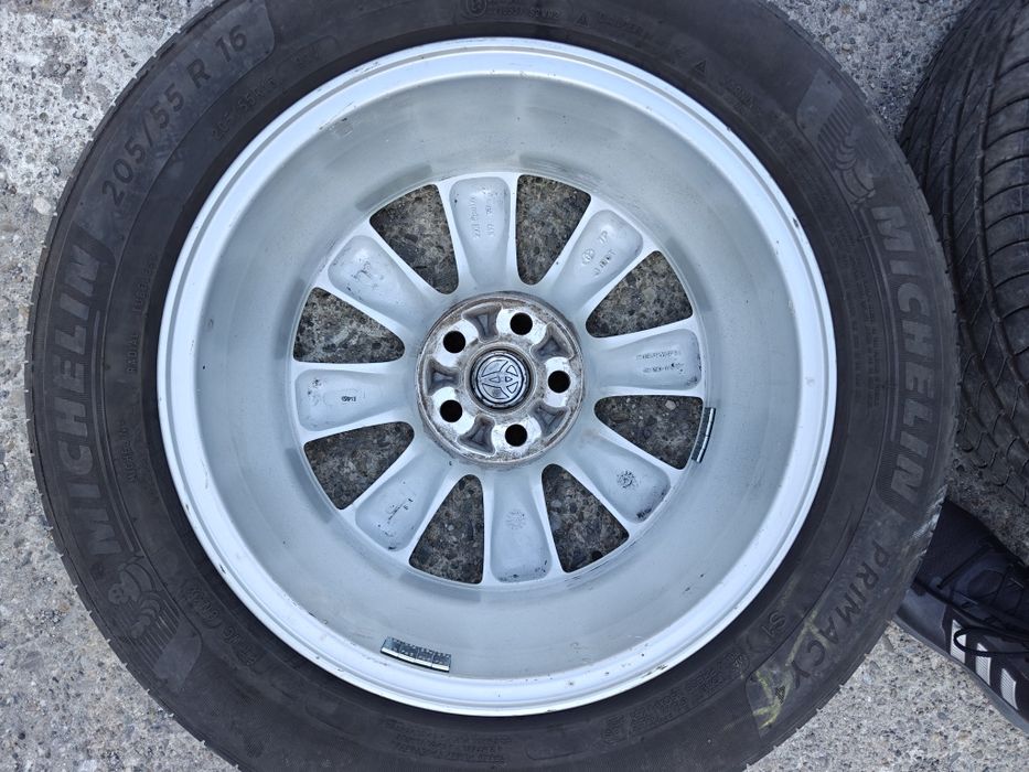 Jante Toyota 5x100mm, R16, Diametru gaura de centrare 54.1mm, ET45, 6 1/2  Cauciucuri vara Michelin Primacy 4 205 55 R16  echilibrate