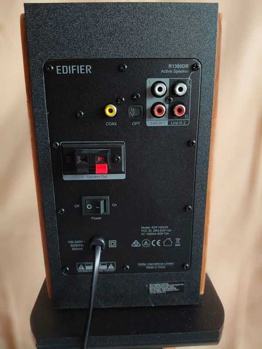 Set Edifier Boxe active R1380DB si Standuri SS02C inaltime 65 cm