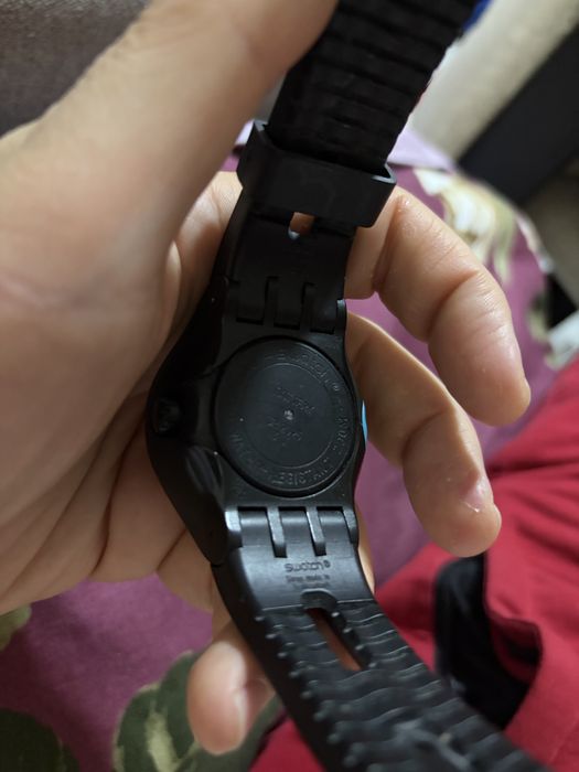 Swatch Black Anguilla